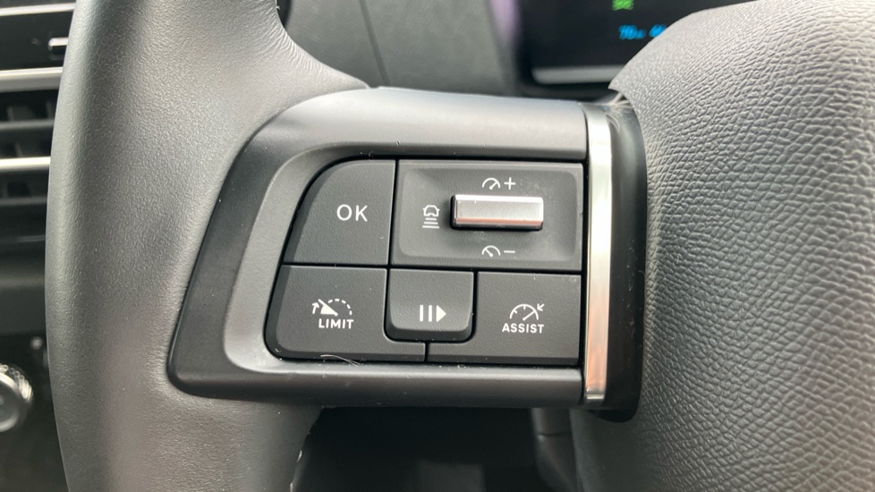 Citroen C4 100kW E-series 50kWh 5dr Auto Electric Hatchback - Image 23