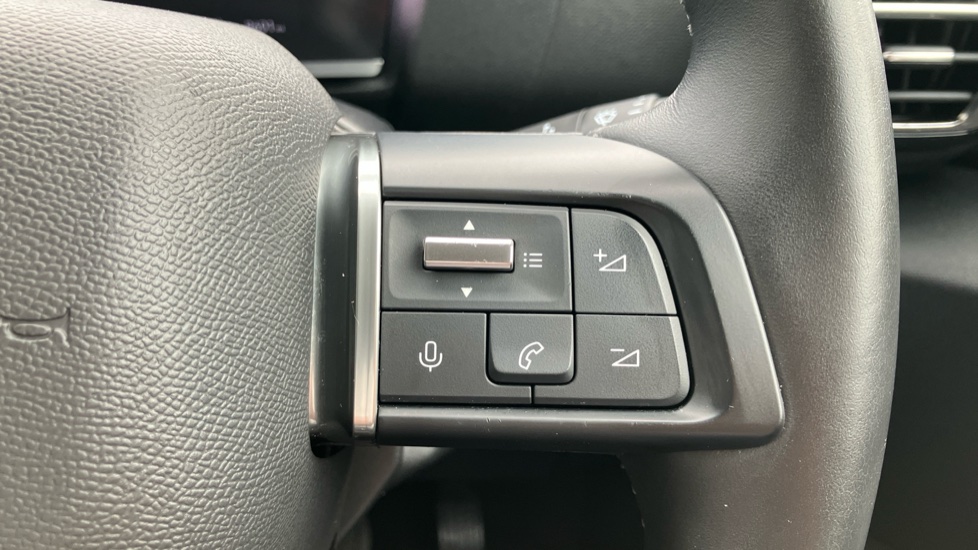 Citroen C4 100kW E-series 50kWh 5dr Auto Electric Hatchback - Image 24