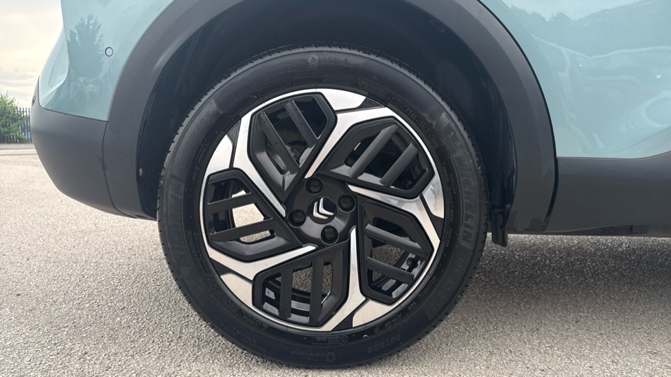 Citroen C4 1.2 PureTech [130] Shine Plus 5dr Auto Petrol Hatchback - Image 7