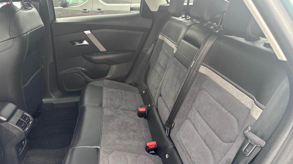 Citroen C4 1.2 PureTech [130] Shine Plus 5dr Auto Petrol Hatchback - Image 16