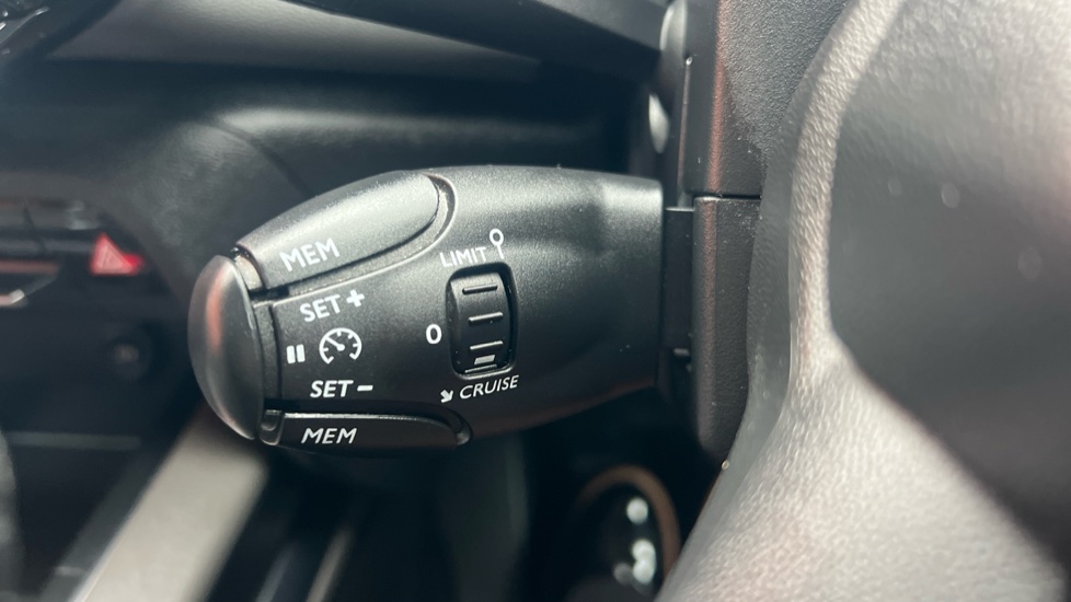 Citroen C5 Aircross 1.5 BlueHDi 130 Flair 5dr Diesel Hatchback - Image 26