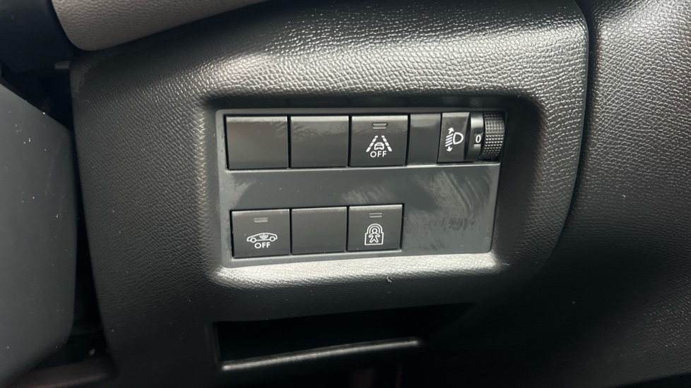 Citroen C5 Aircross 1.5 BlueHDi 130 Flair 5dr Diesel Hatchback - Image 28
