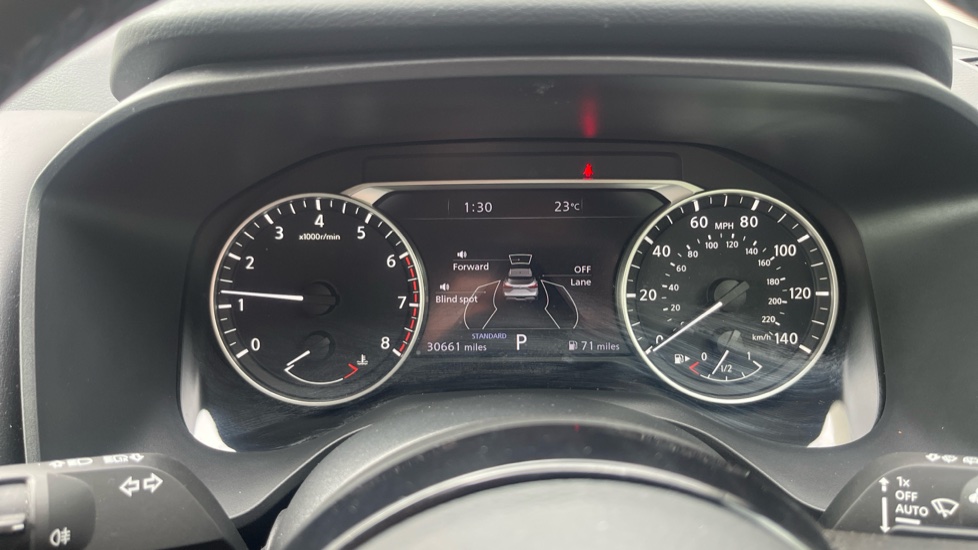 Nissan Qashqai 1.3 DiG-T MH 158 Acenta Premium 5dr Xtronic Petrol Hatchback - Image 18