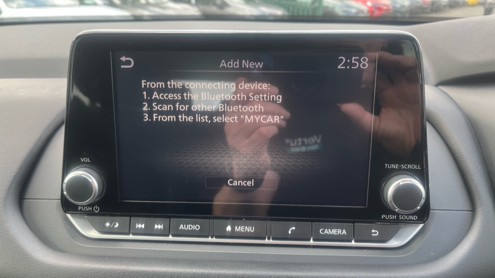 Nissan Qashqai 1.3 DiG-T MH 158 Acenta Premium 5dr Xtronic Petrol Hatchback - Image 23