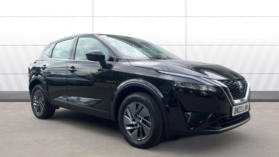 Nissan Qashqai 1.3 DiG-T MH Acenta Premium 5dr Petrol Hatchback - Image 1