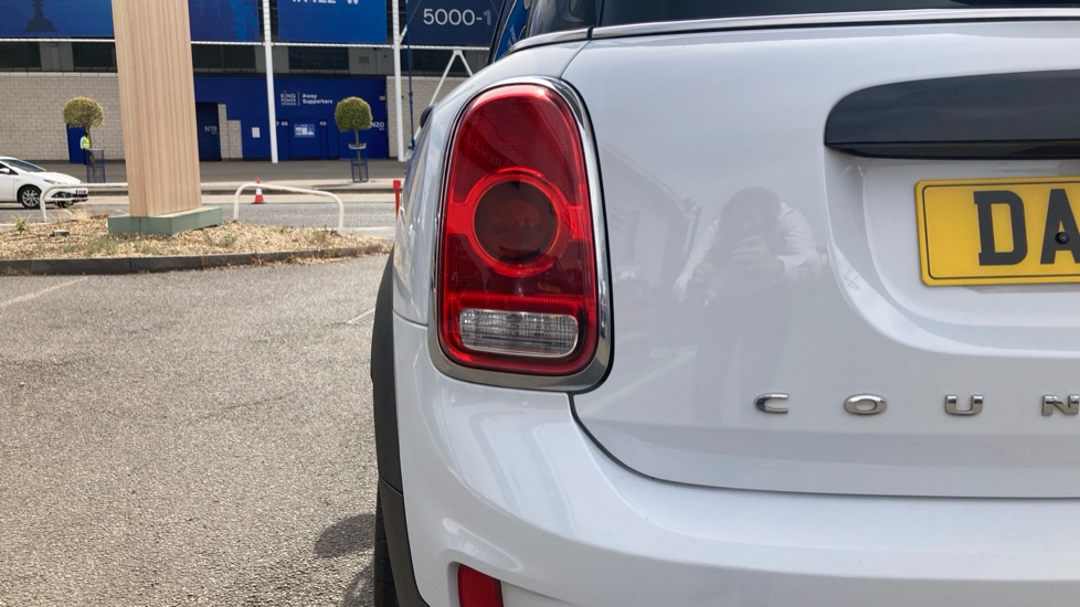 MINI Countryman 2.0 Cooper S Classic 5dr Auto Petrol Hatchback - Image 33