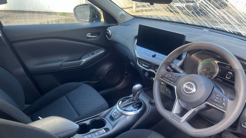 Nissan Juke 1.6 Hybrid Acenta Premium 5dr Auto Hybrid Hatchback - Image 14