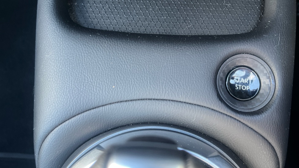 Nissan Juke 1.6 Hybrid Acenta Premium 5dr Auto Hybrid Hatchback - Image 30
