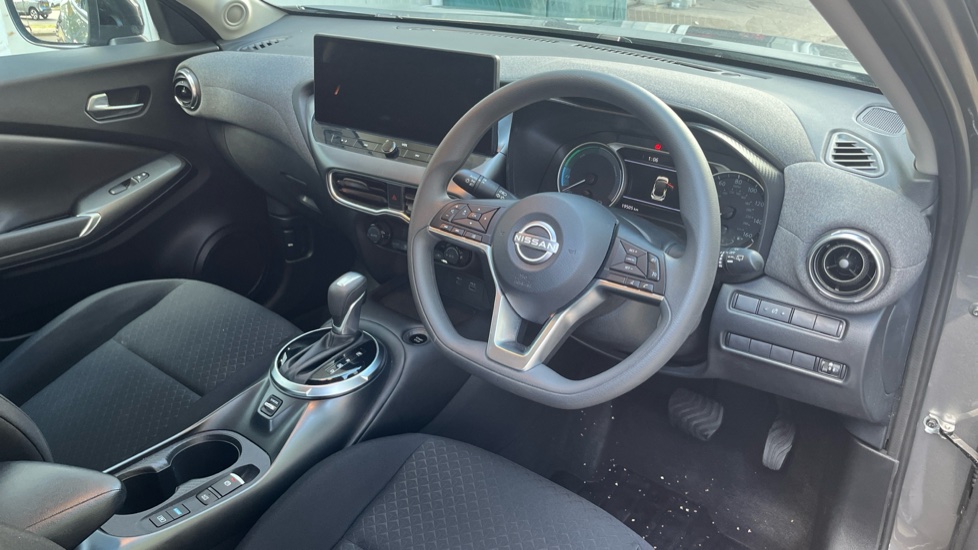 Nissan Juke 1.6 Hybrid Acenta Premium 5dr Auto Hybrid Hatchback - Image 11