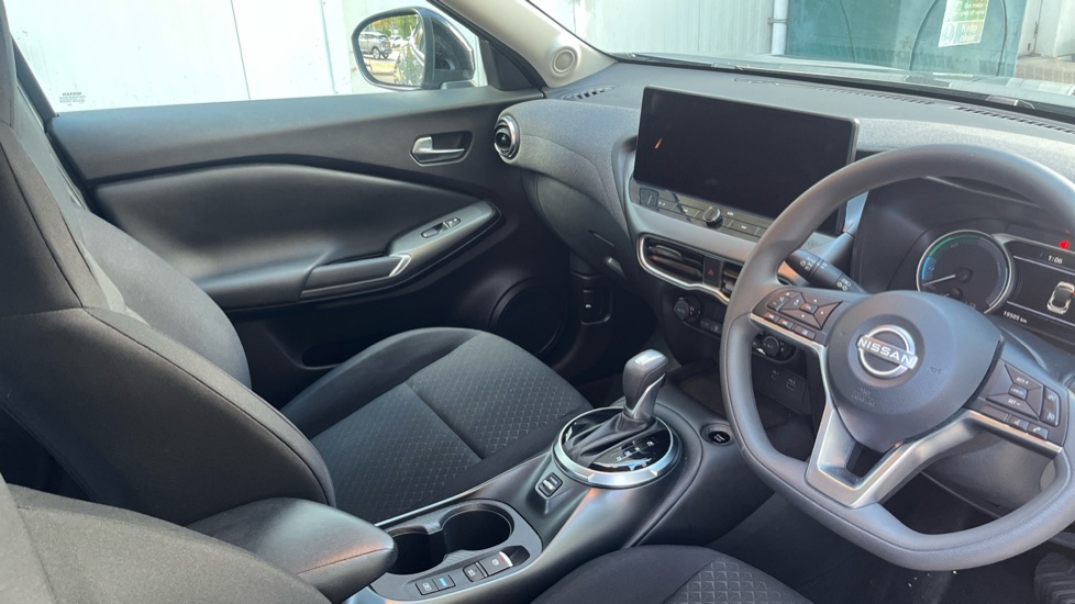 Nissan Juke 1.6 Hybrid Acenta Premium 5dr Auto Hybrid Hatchback - Image 14