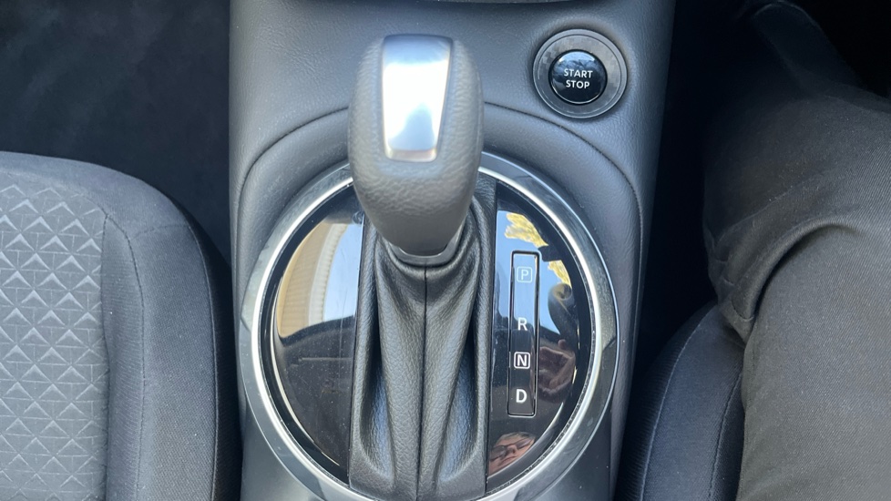 Nissan Juke 1.6 Hybrid Acenta Premium 5dr Auto Hybrid Hatchback - Image 28