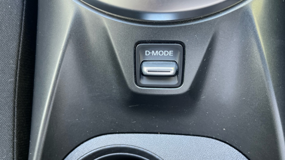 Nissan Juke 1.6 Hybrid Acenta Premium 5dr Auto Hybrid Hatchback - Image 29