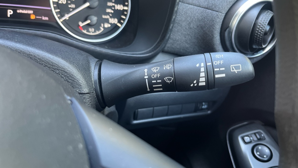 Nissan Juke 1.6 Hybrid Acenta Premium 5dr Auto Hybrid Hatchback - Image 34
