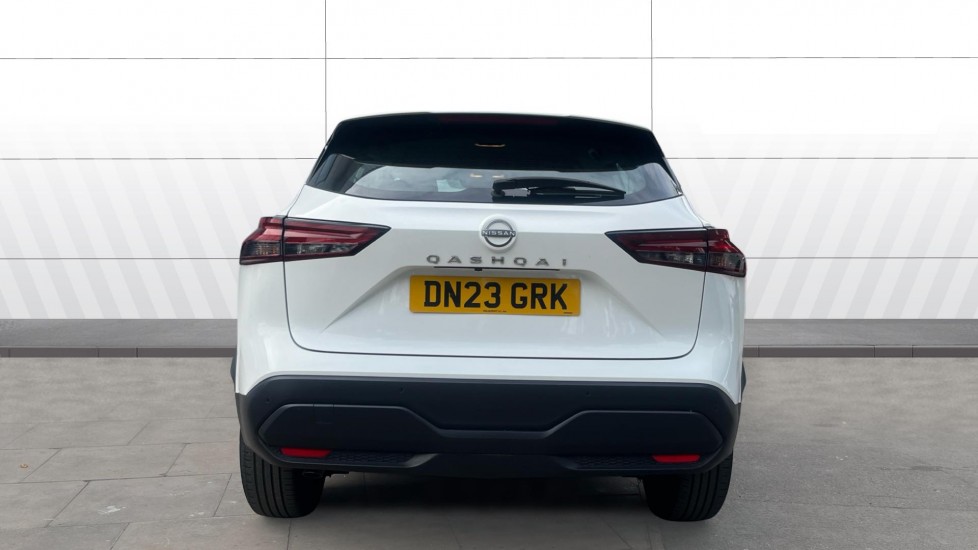 Nissan Qashqai 1.3 DiG-T MH Acenta Premium 5dr Petrol Hatchback - Image 6