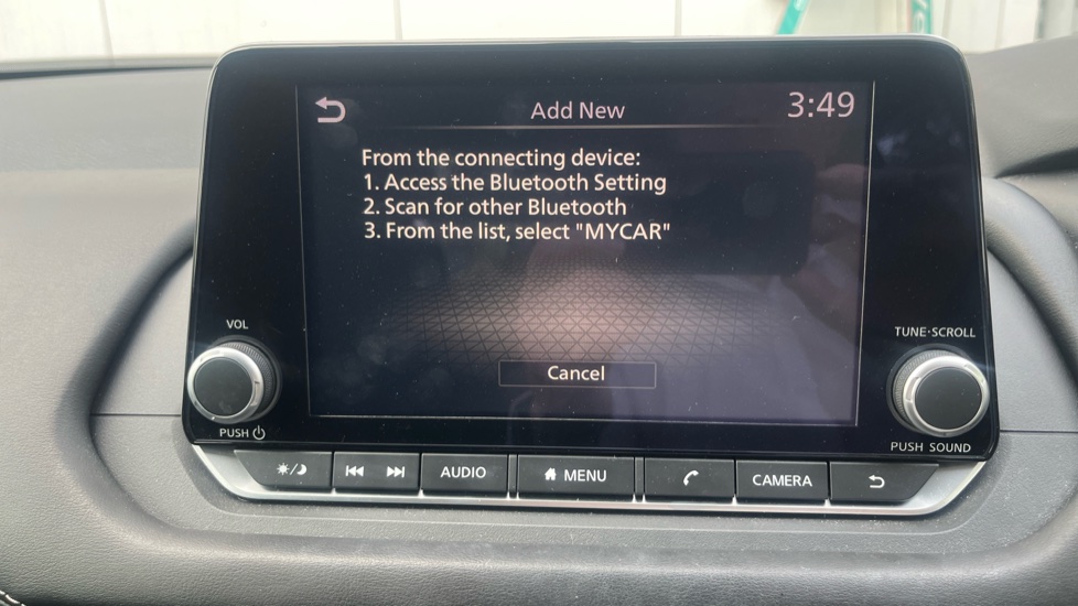 Nissan Qashqai 1.3 DiG-T MH Acenta Premium 5dr Petrol Hatchback - Image 23