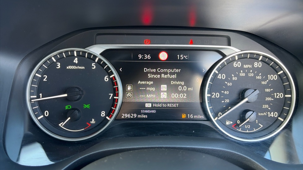 Nissan Qashqai 1.3 DiG-T MH Acenta Premium 5dr Petrol Hatchback - Image 20