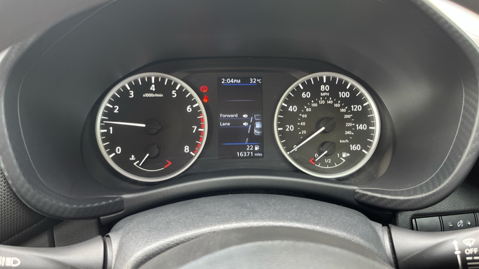 Nissan Juke 1.0 DiG-T 114 Acenta 5dr Petrol Hatchback - Image 18
