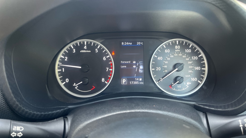 Nissan Juke 1.0 DiG-T 114 Acenta 5dr DCT Petrol Hatchback - Image 18