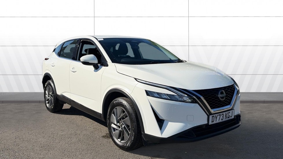 Nissan Qashqai 1.3 DiG-T MH 158 Acenta Premium 5dr Xtronic Petrol Hatchback - Image 1