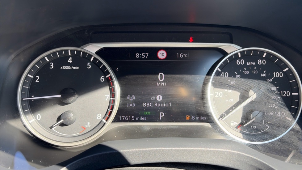 Nissan Qashqai 1.3 DiG-T MH 158 Acenta Premium 5dr Xtronic Petrol Hatchback - Image 22