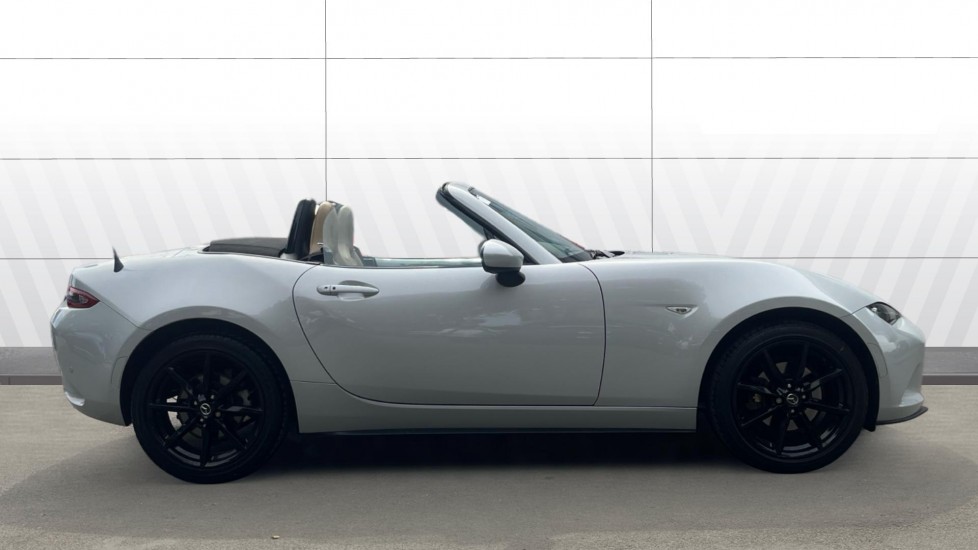 Mazda MX-5 2.0 Sport Nav 2dr Petrol Convertible - Image 5