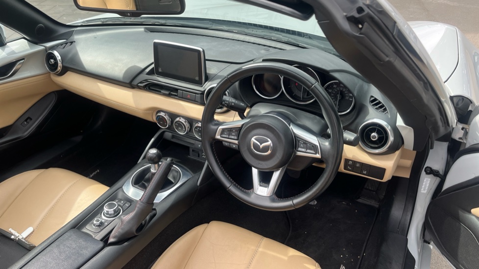 Mazda MX-5 2.0 Sport Nav 2dr Petrol Convertible - Image 11