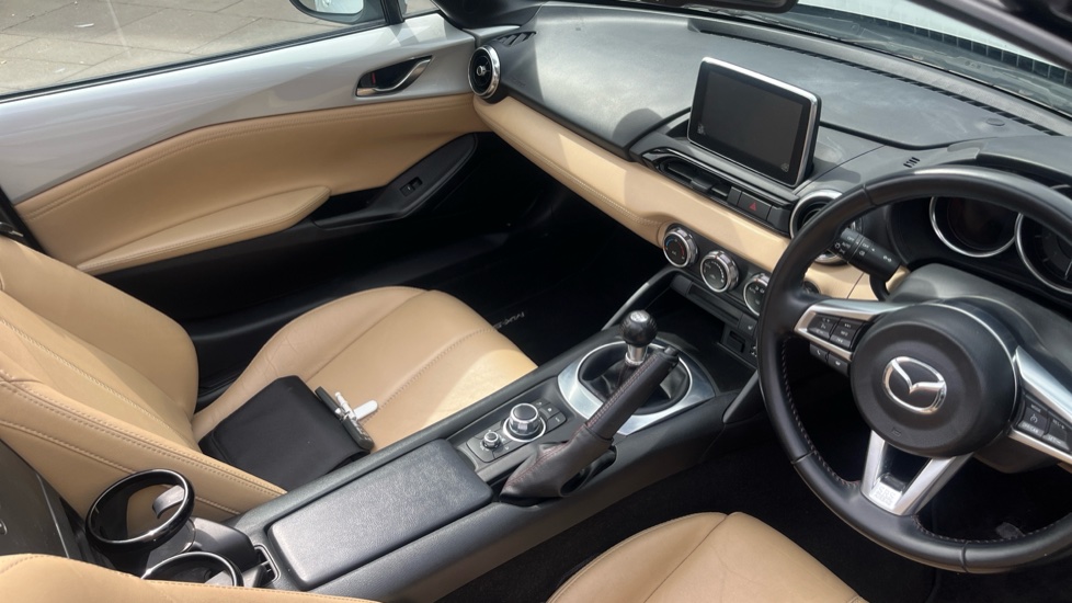 Mazda MX-5 2.0 Sport Nav 2dr Petrol Convertible - Image 14