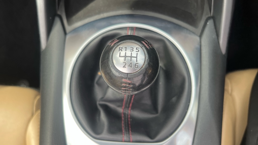 Mazda MX-5 2.0 Sport Nav 2dr Petrol Convertible - Image 25