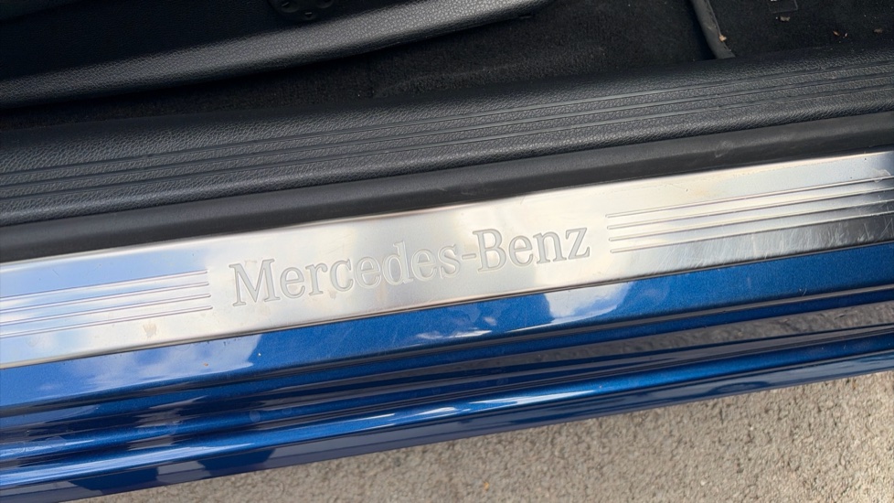 Mercedes-Benz C-Class C220d AMG Line Edition Premium 2dr 9G-Tronic Diesel Coupe - Image 18