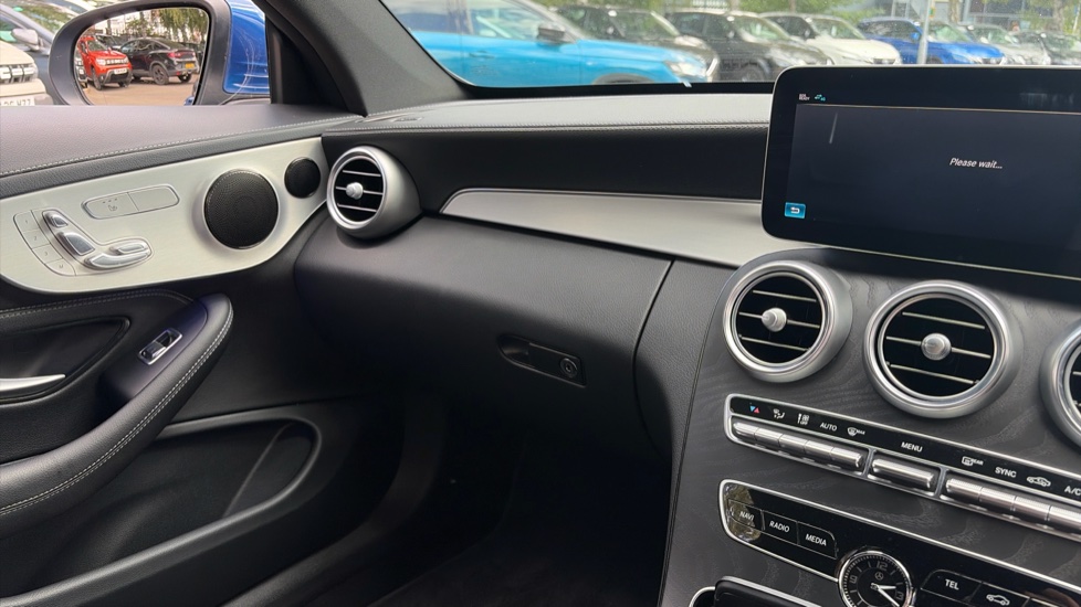 Mercedes-Benz C-Class C220d AMG Line Edition Premium 2dr 9G-Tronic Diesel Coupe - Image 46