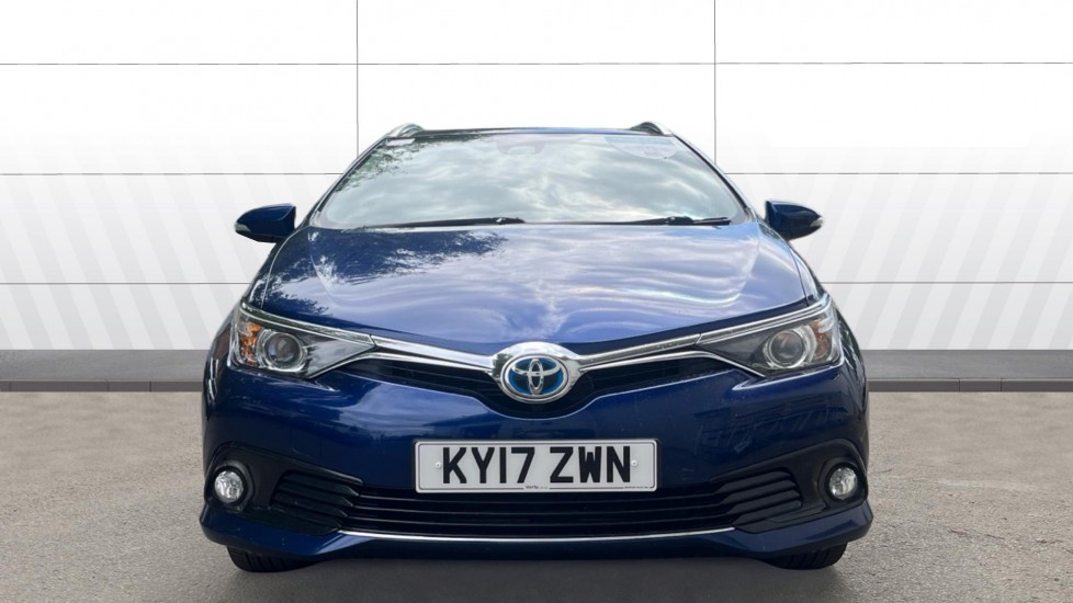 Toyota Auris 1.8 Hybrid Design TSS 5dr CVT Hybrid Estate - Image 3