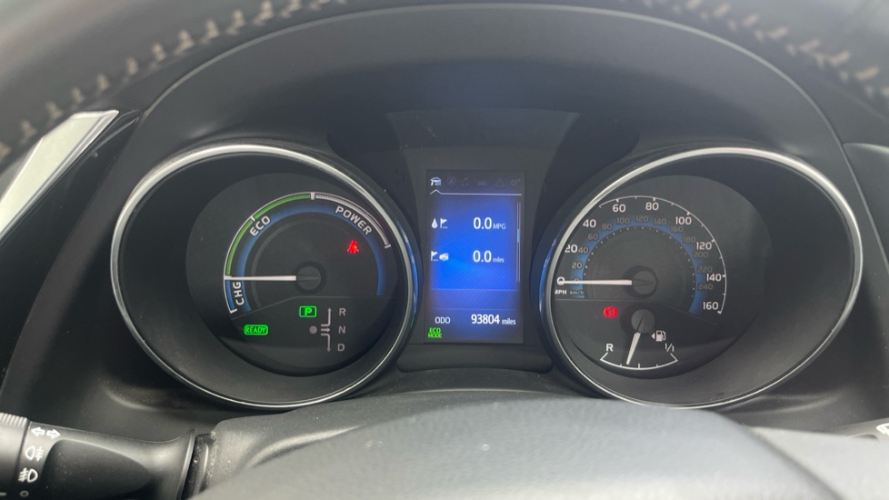 Toyota Auris 1.8 Hybrid Design TSS 5dr CVT Hybrid Estate - Image 18