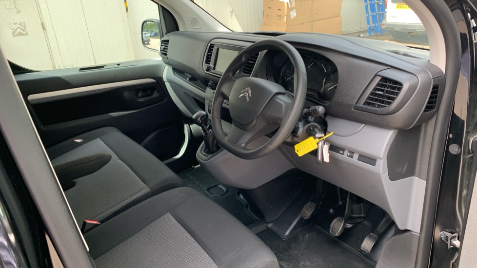 Citroen Dispatch Xl Diesel 1200 2.0 BlueHDi 145 Crew Van Enterprise Pro - Image 11