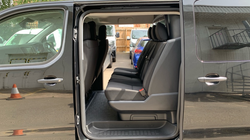 Citroen Dispatch Xl Diesel 1200 2.0 BlueHDi 145 Crew Van Enterprise Pro - Image 26