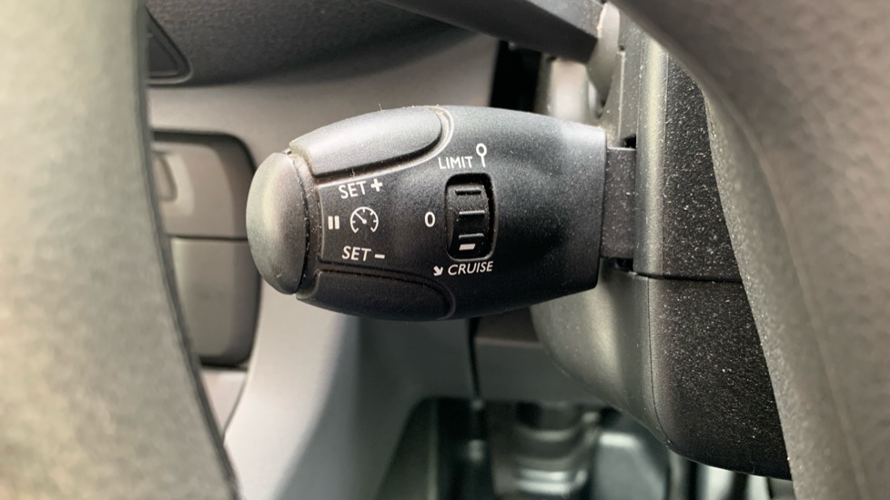 Citroen Dispatch Xl Diesel 1200 2.0 BlueHDi 145 Crew Van Enterprise Pro - Image 32