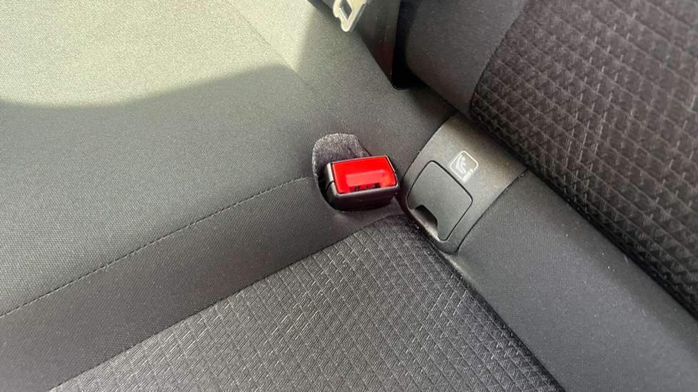 Nissan Qashqai 1.5 E-Power N-Connecta 5dr Auto Hybrid Hatchback - Image 17