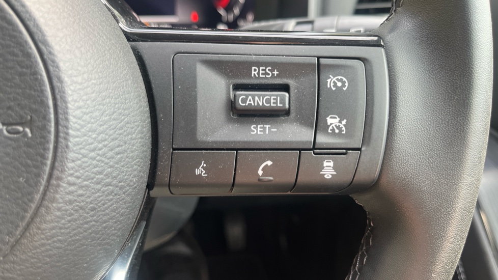 Nissan Qashqai 1.5 E-Power N-Connecta 5dr Auto Hybrid Hatchback - Image 29