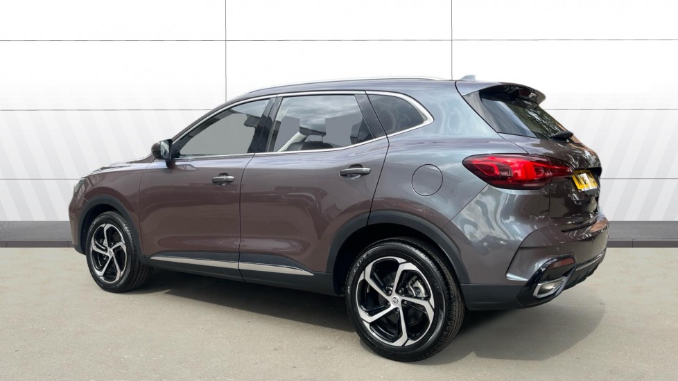 MG HS 1.5 T-GDI SE 5dr DCT Petrol Hatchback - Image 2