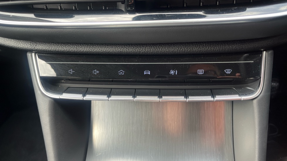 MG HS 1.5 T-GDI SE 5dr DCT Petrol Hatchback - Image 26