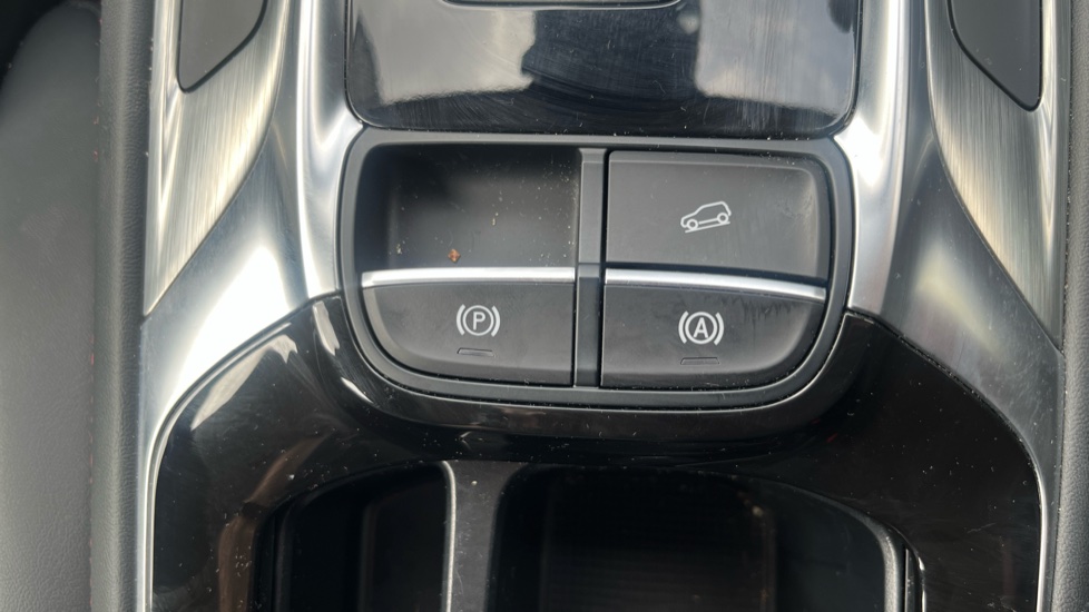 MG HS 1.5 T-GDI SE 5dr DCT Petrol Hatchback - Image 28
