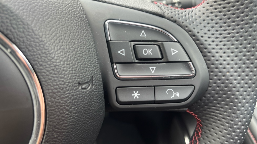 MG HS 1.5 T-GDI SE 5dr DCT Petrol Hatchback - Image 30