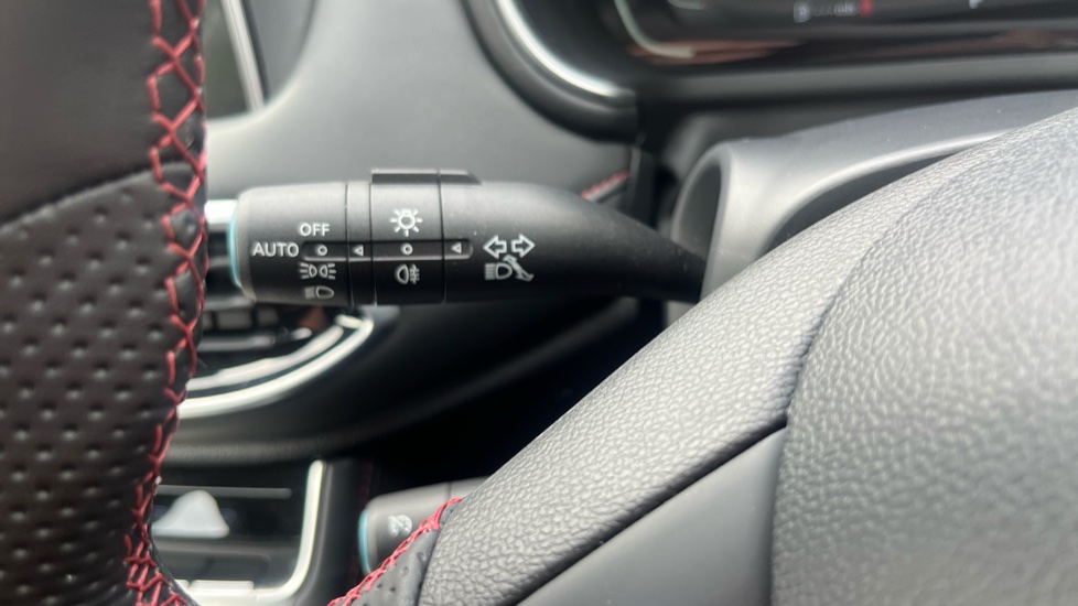 MG HS 1.5 T-GDI SE 5dr DCT Petrol Hatchback - Image 31