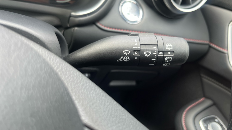 MG HS 1.5 T-GDI SE 5dr DCT Petrol Hatchback - Image 32