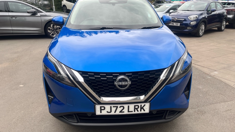 Nissan Qashqai 1.3 DiG-T MH N-Connecta 5dr Petrol Hatchback - Image 8