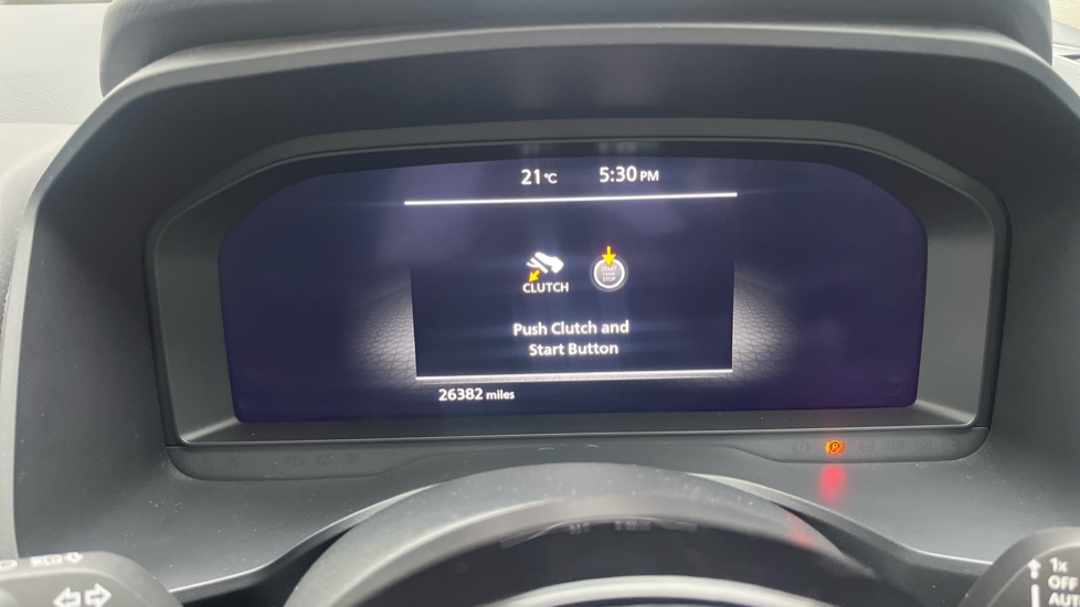 Nissan Qashqai 1.3 DiG-T MH N-Connecta 5dr Petrol Hatchback - Image 12