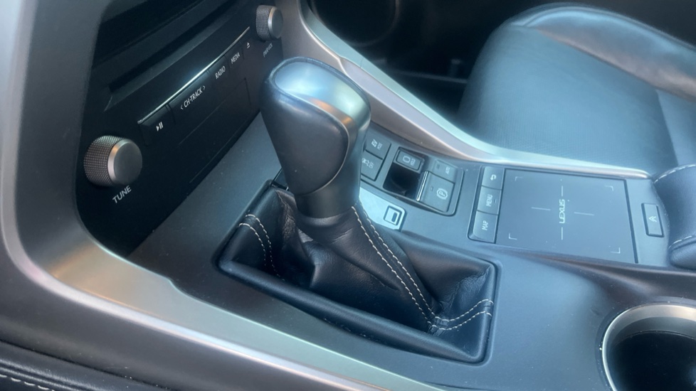 Lexus NX 300h 2.5 Luxury 5dr CVT [Premium Nav] Hybrid Estate - Image 13