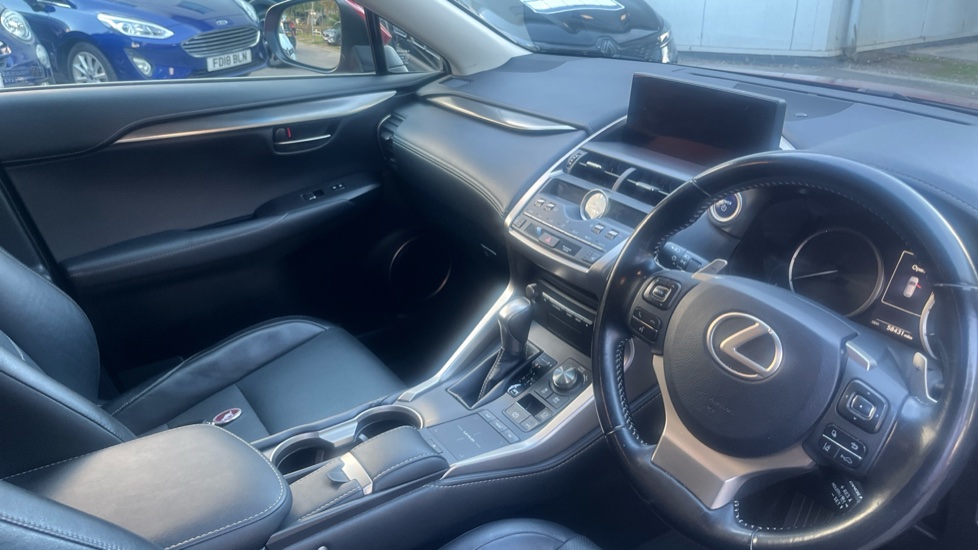 Lexus NX 300h 2.5 Luxury 5dr CVT [Premium Nav] Hybrid Estate - Image 14