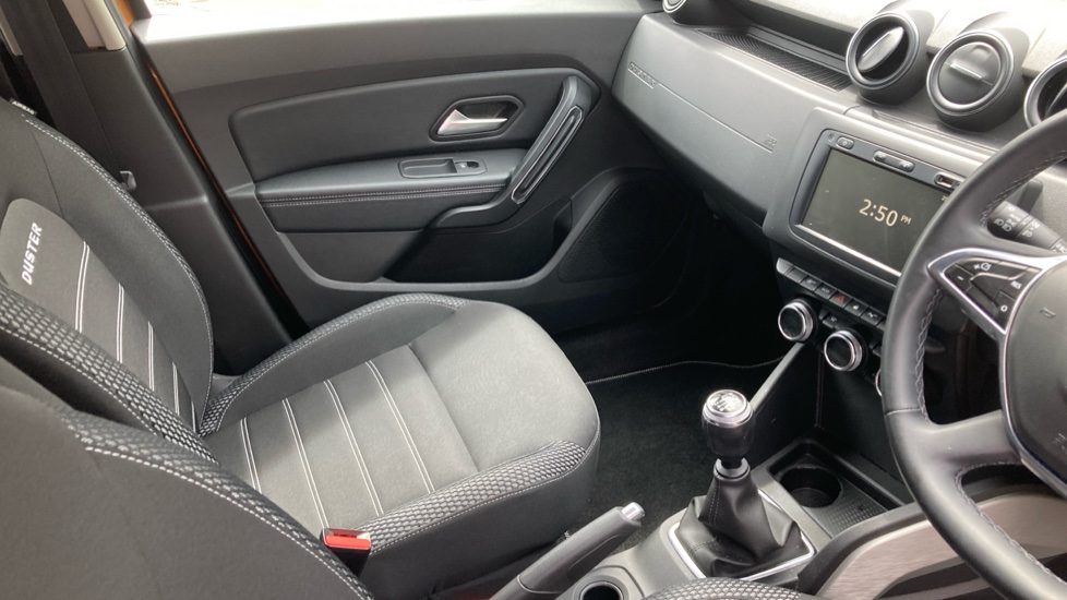 Dacia Duster 1.3 TCe 130 Prestige 5dr Petrol Estate - Image 14