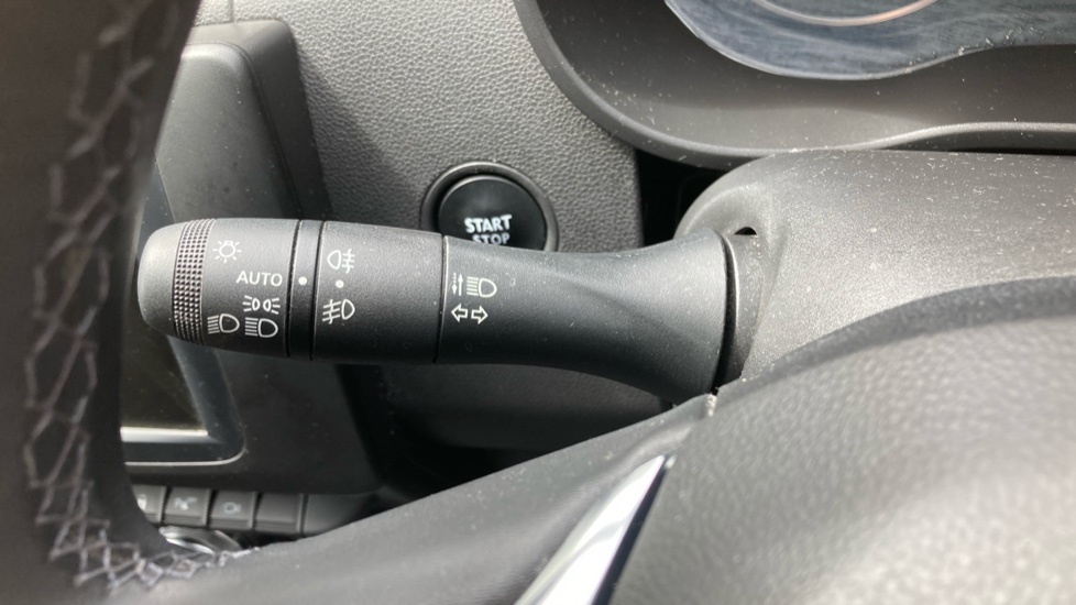 Dacia Duster 1.3 TCe 130 Prestige 5dr Petrol Estate - Image 32