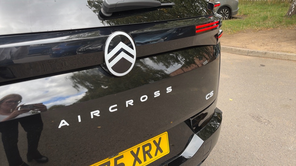 Citroen C5 Aircross 1.2 Hybrid 145 Max 5dr Auto Petrol Hatchback - Image 11